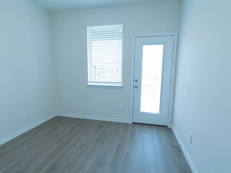 2617 Lewisville Rd — Photo 9