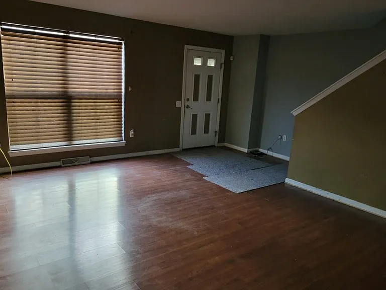 317 Wylie Ave — Photo 6