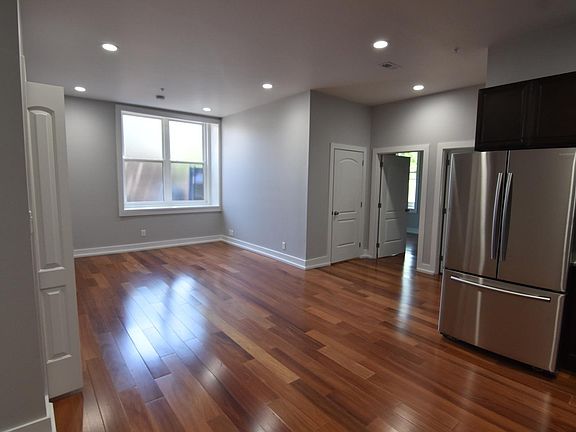 2nd image of 1236 E Columbia Ave #3C
