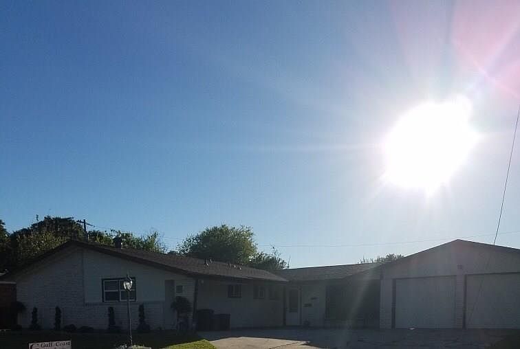 1st image of 2433 11th St N