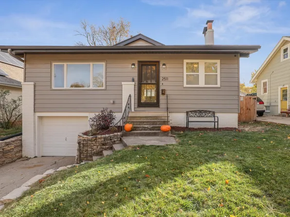 2511 40th St, Des Moines, IA 50310