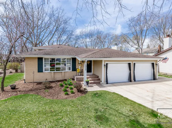 1317 Carol Ln, Naperville, IL 60565