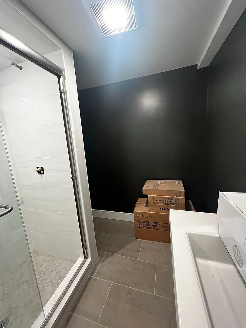 Beautiful, Fully Renovated Brookline / Washington Square 3 Bed/2 Bath on University Rd for Sept 1st — Photo 4