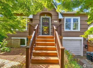 Maple Leaf Green Lake Cir, Seattle, WA 98115