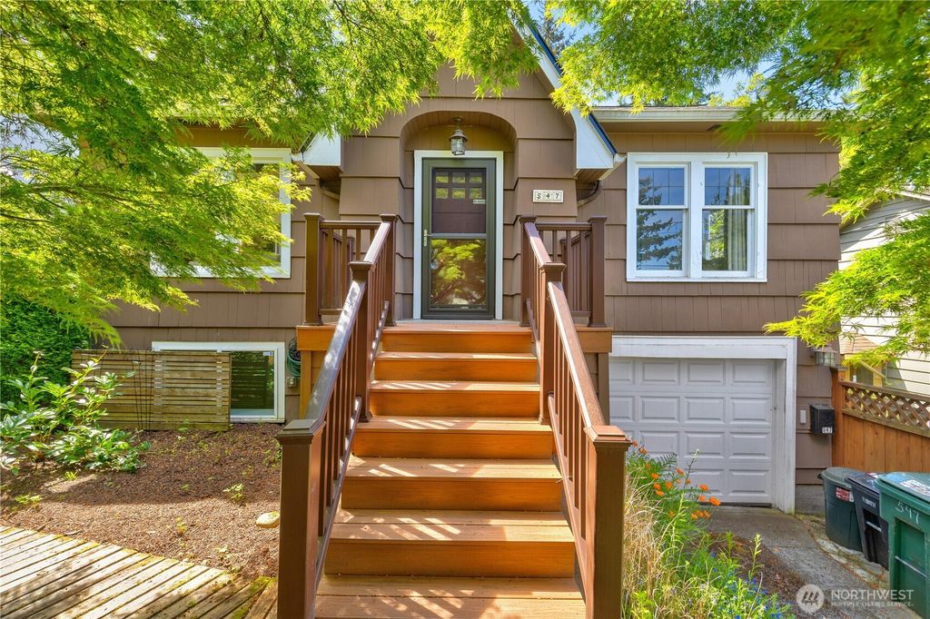 547 NE 91st Street, Seattle, WA, Seattle