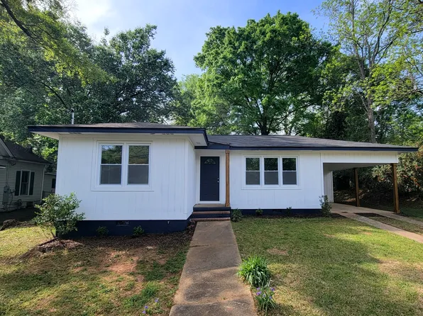 506 E 6th St, West Point, GA 31833