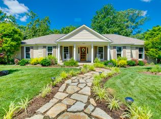 9218 Marlboro Cir, Hurstbourne, KY 40222