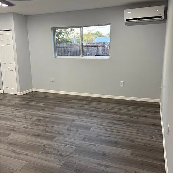 500 Montana Ave — Photo 18