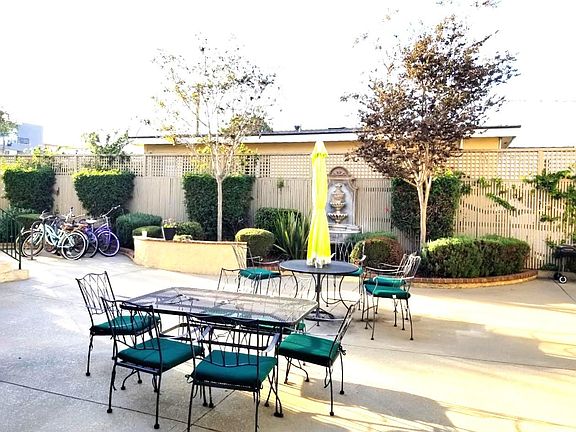 3rd image of 4390 Temecula St APT 9