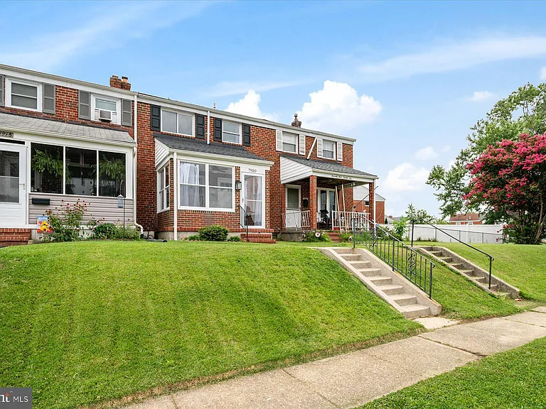 7920 Charlesmont Rd — Photo 26