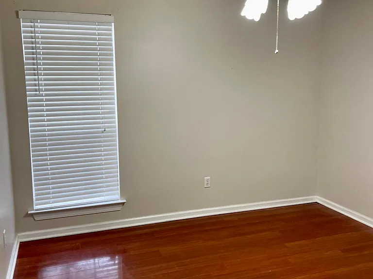 9352 Club Walk Ct — Photo 4