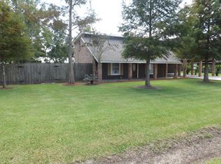 1506 Saint Charles St, Breaux Bridge, LA 70517
