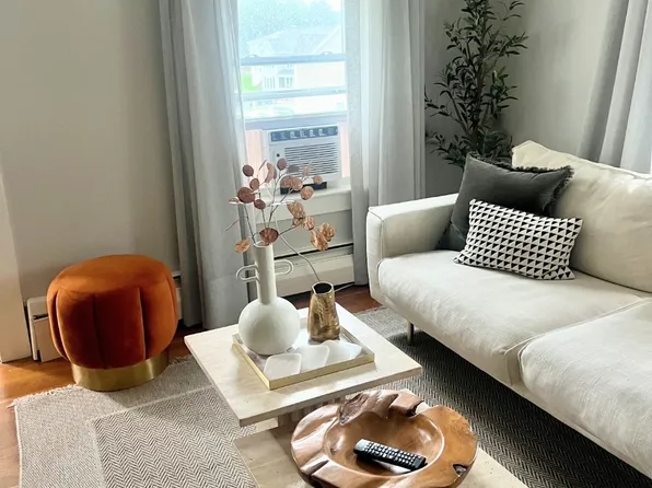 (undisclosed Address), Woburn, MA 01801