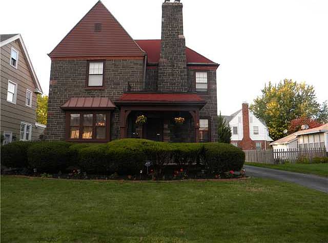1st image of 76 Burke Dr