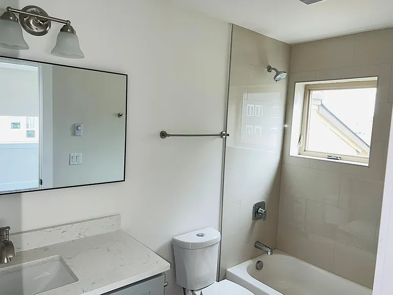 South Lane Apartments — Photo 57