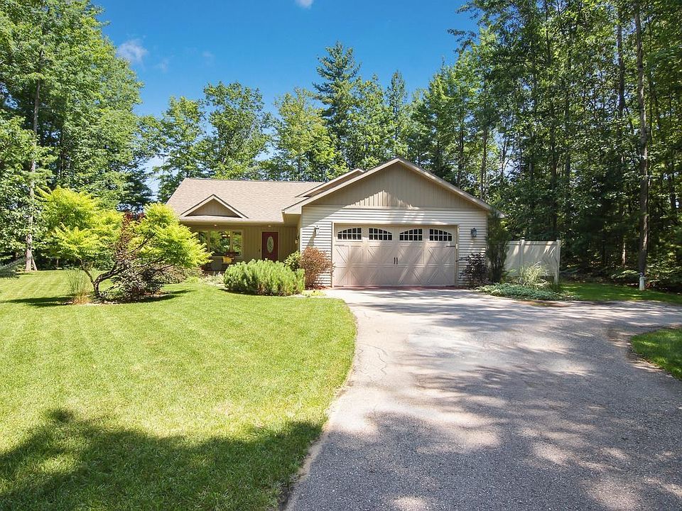 1799 Round Lake Rd, Interlochen, MI 49643 Zillow