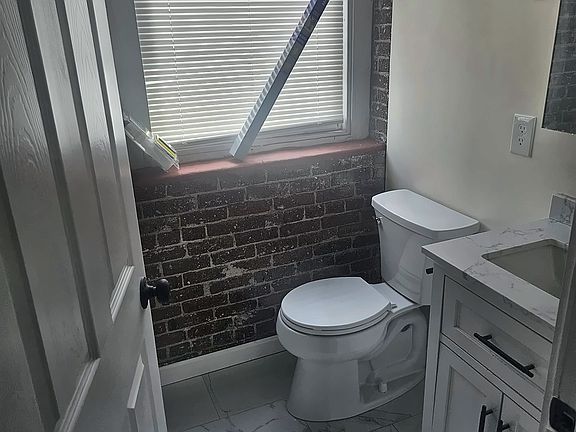 5th image of 85 Harding St #1CP