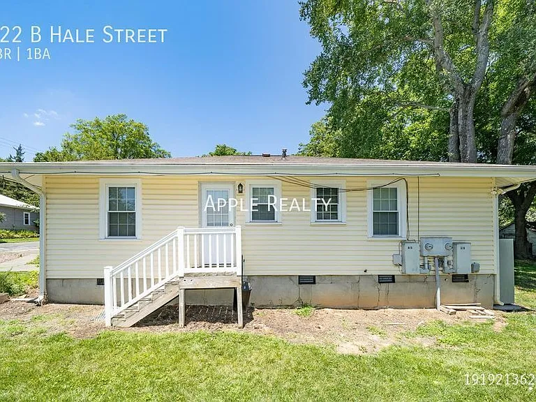 922B Hale St — Photo 10