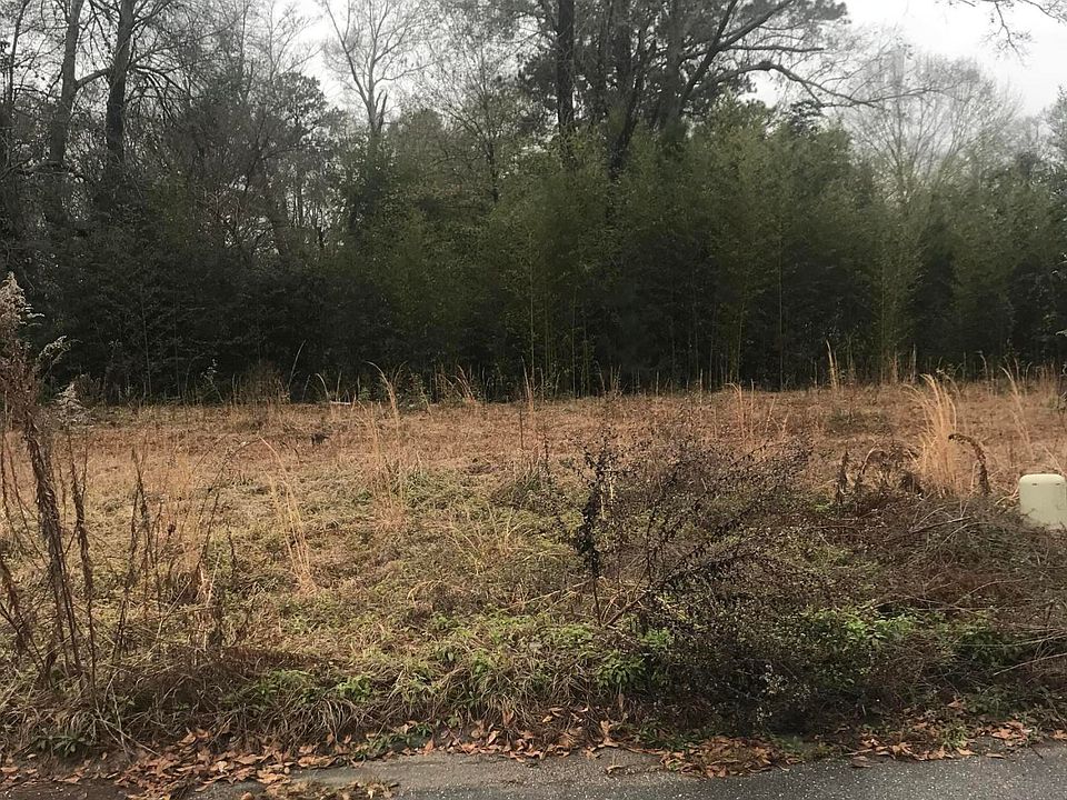 1st image of 7 Presley Dr