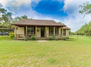 347 Oak Creek Ranch Rd, Goliad, TX 77963