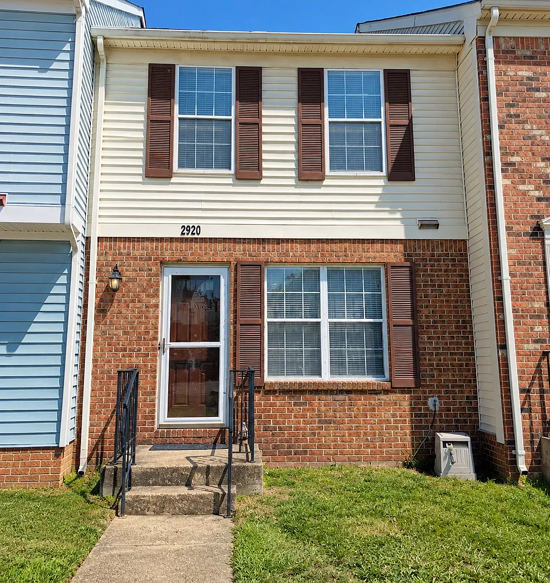 2 bed, 2.5 bath, 1312 sqft, $1,700 — Photo 1