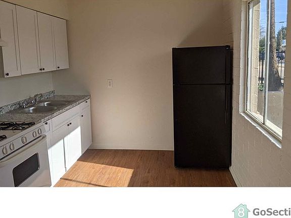 3rd image of 6423 S 10th St #5