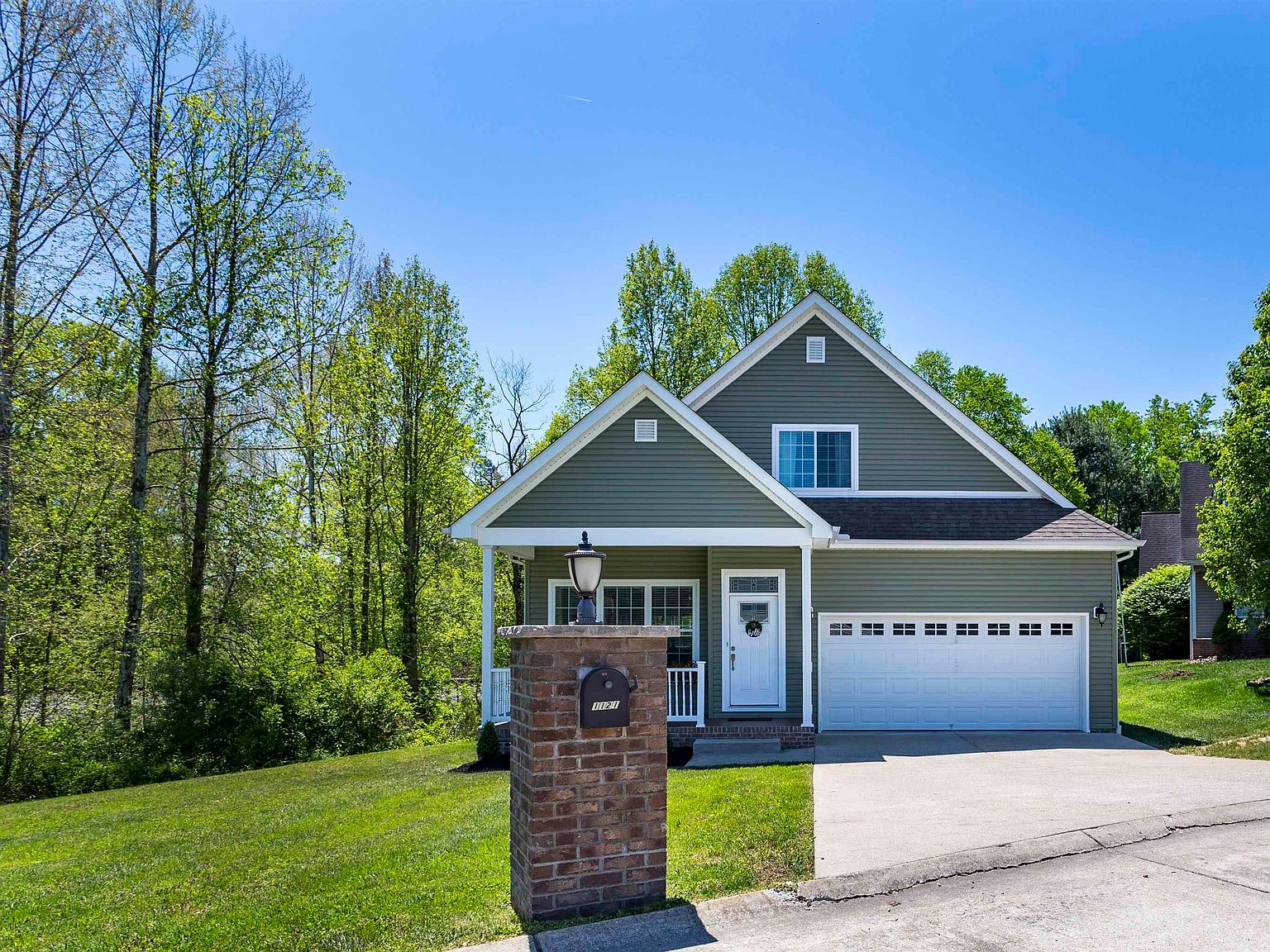 400 Oakwood Rd, Culloden, WV 25510 Zillow