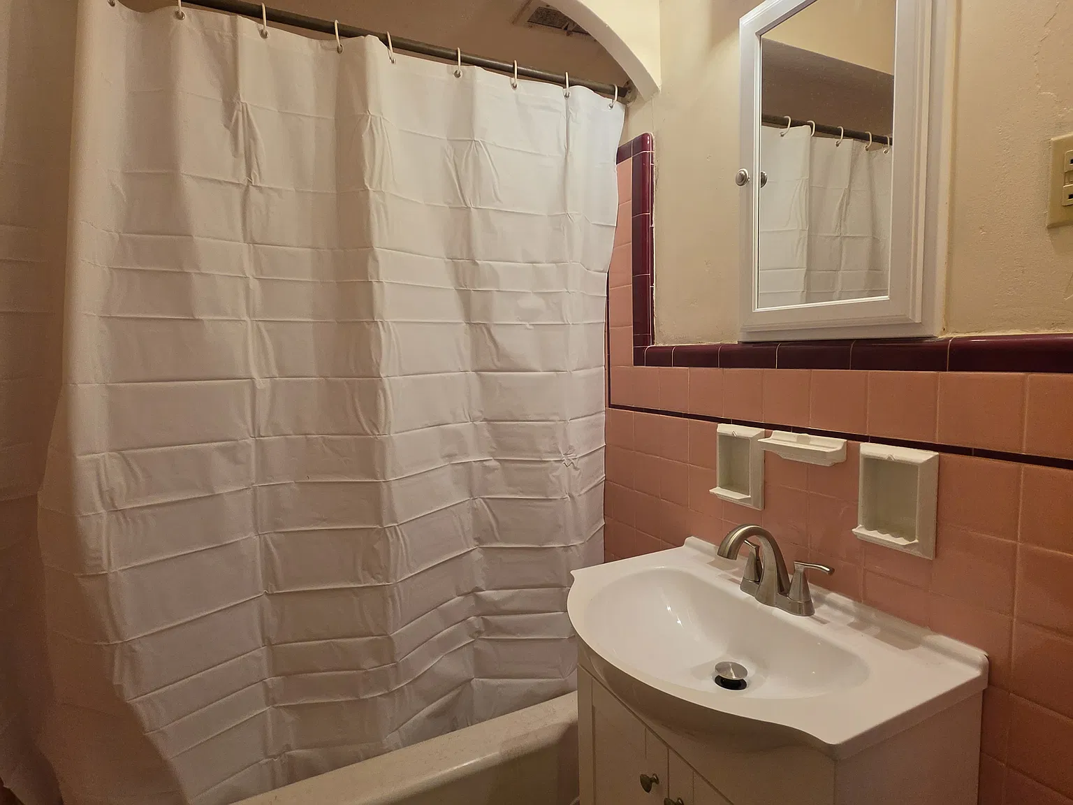 1 bed, $1,190 — Photo 4