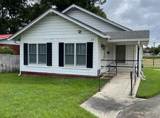 212 College Ave, Douglas, GA 31533