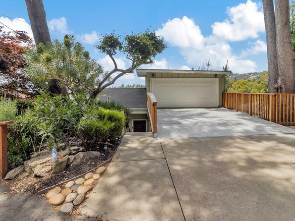 6741 Snake Rd, Oakland, CA 94611