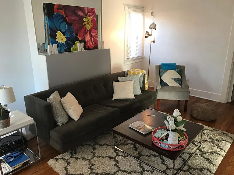 1338 N Euclid Ave — Photo 3