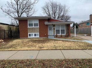 9821 S Prairie Ave, Chicago, IL 60628