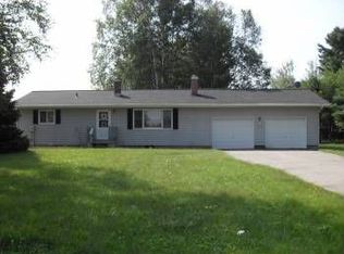 8071 Freeman Rd, Manistique, MI 49854
