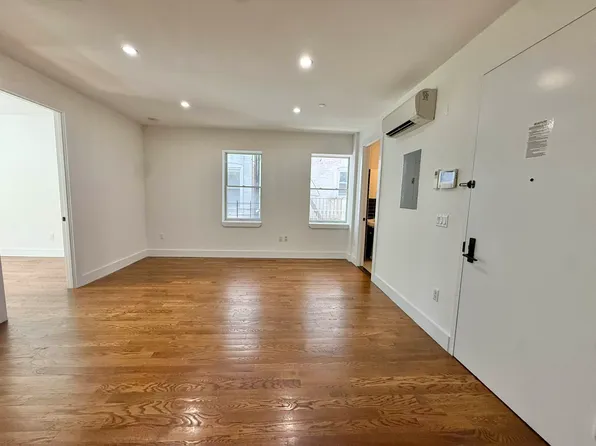 2514 Cortelyou Road image 6 of 14