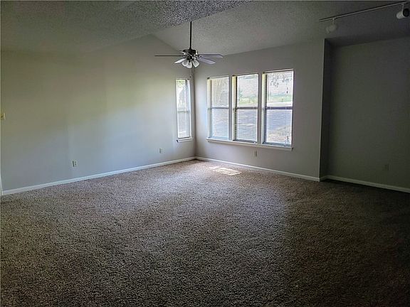 5th image of 2006 Mistywood Dr