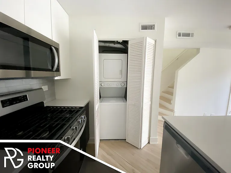 1014 W Grace St #3 — Photo 3