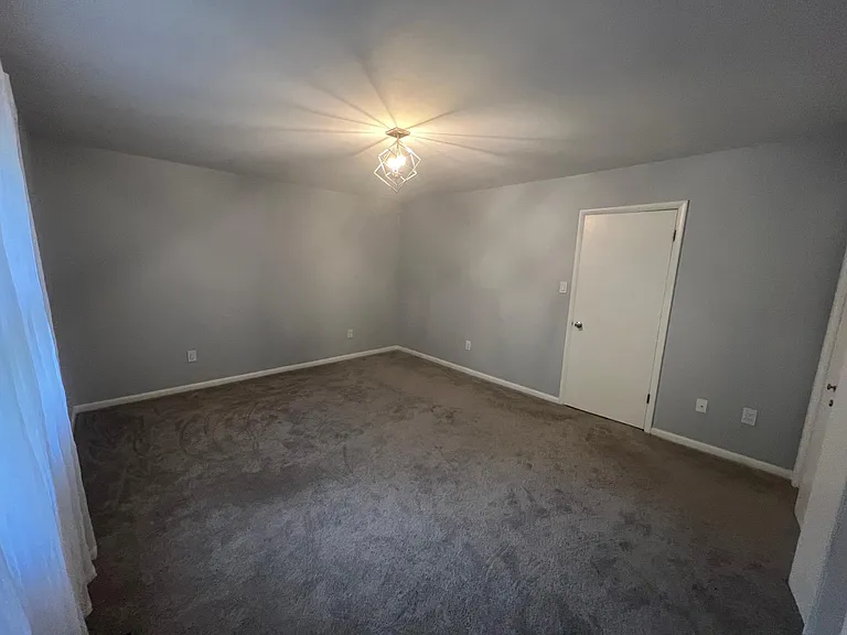 135 Raleigh St — Photo 14