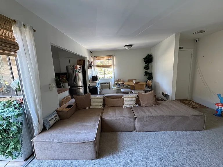 7946 Mission Center Ct #H — Photo 11