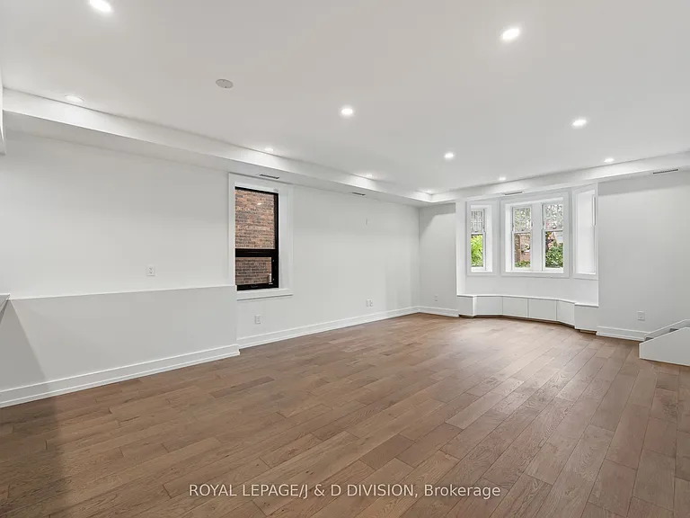 314 Lonsdale Rd #4 — Photo 6