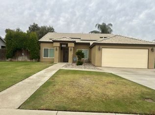3013 Verdugo Ln, Bakersfield, CA 93312