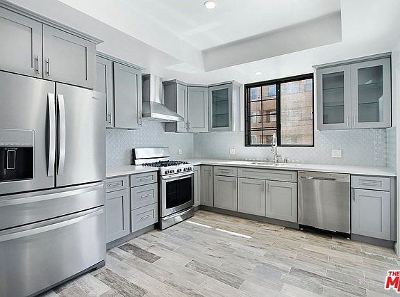 4th image of 1432 Camden Ave APT 102