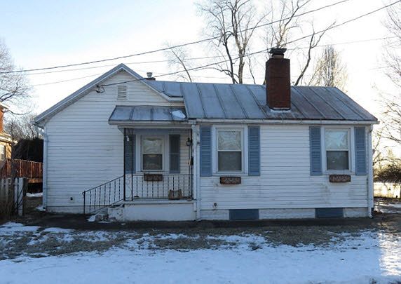 1st image of 400 Jefferson St