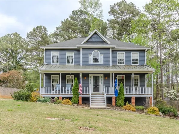 130 Brandon Mill Cir, Fayetteville, GA 30214