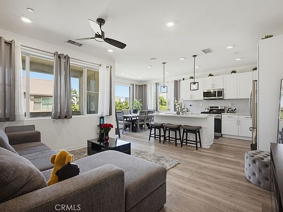 4th image of 3570 E Peckham Paseo