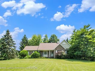 6875 W Howe Rd, Dewitt, MI 48820