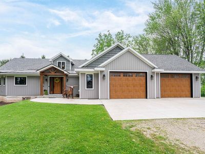8079 COUNTY ROAD MM, Larsen, WI, 54947