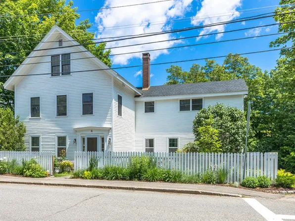 4 Free St #1, Camden, ME 04843