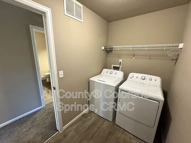 7622 Jack Pine Grv — Photo 13