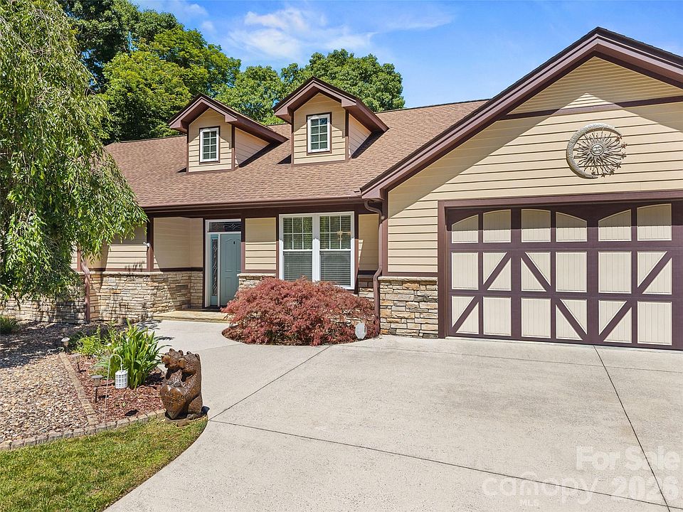 1st image of 25 Linden Turn