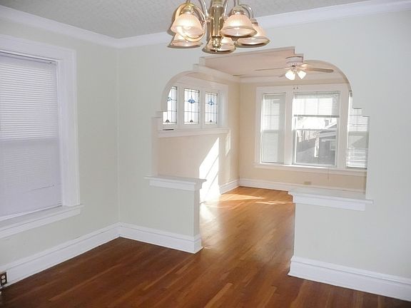 4th image of 3931 Parker Ave APT 2W